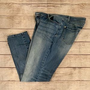 Women Jean curvy fit size 16
